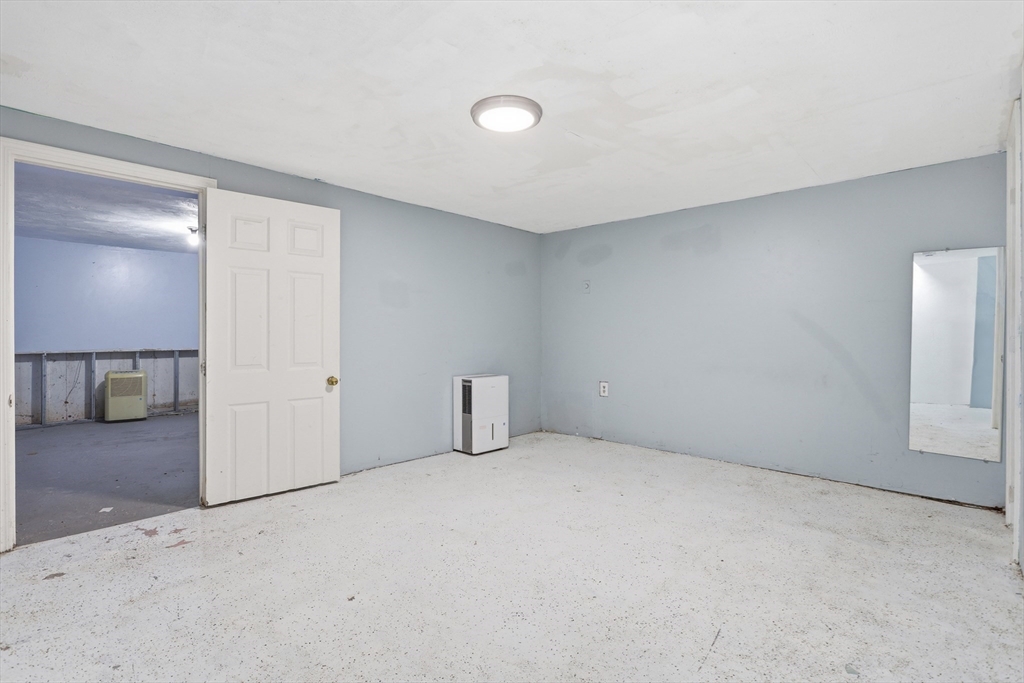 141 Thissell Ave # 4