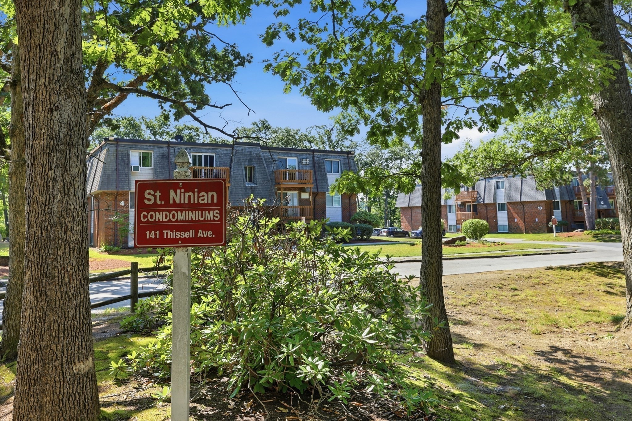 141 Thissell Ave # 4