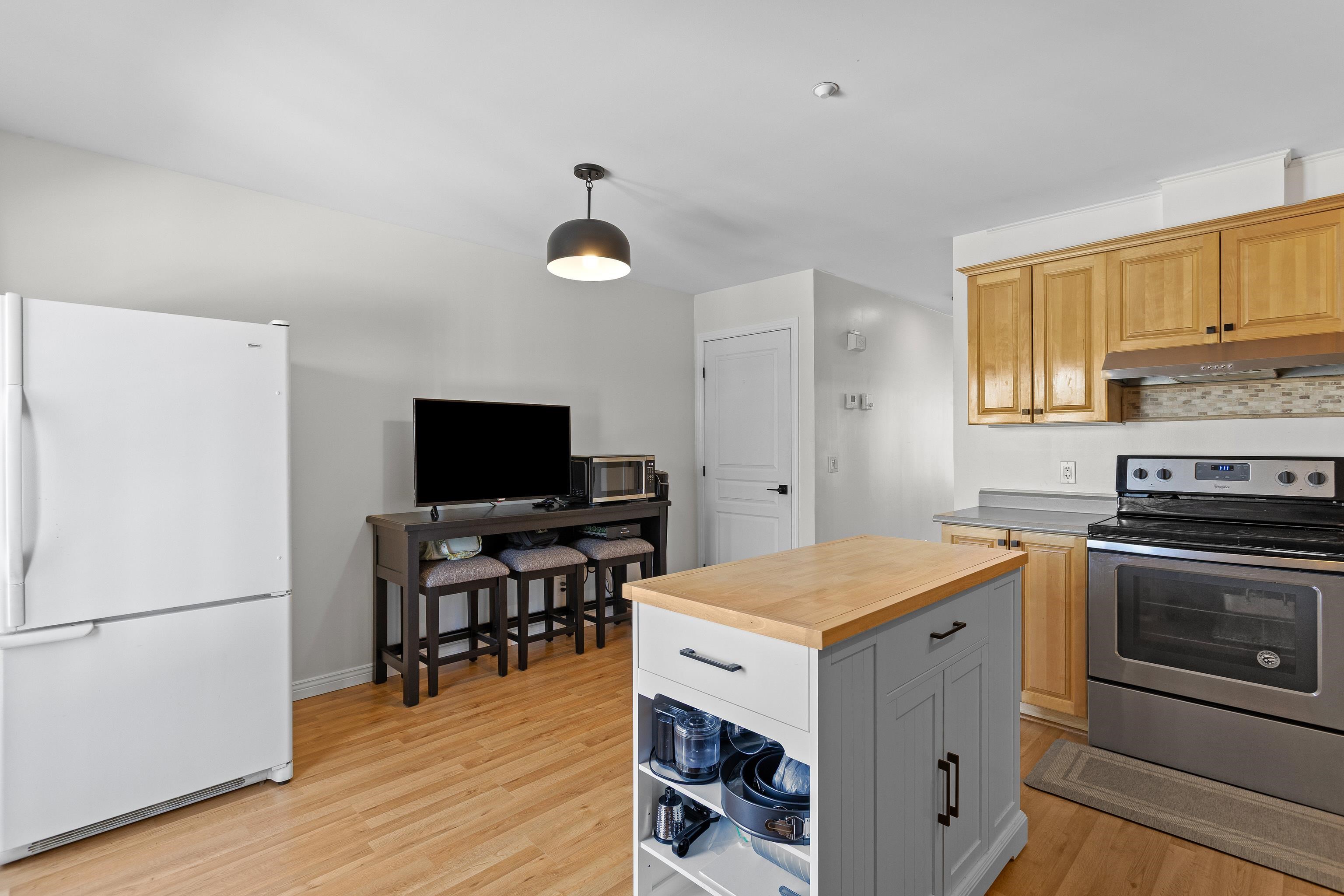 6 Tammy Court Unit: B