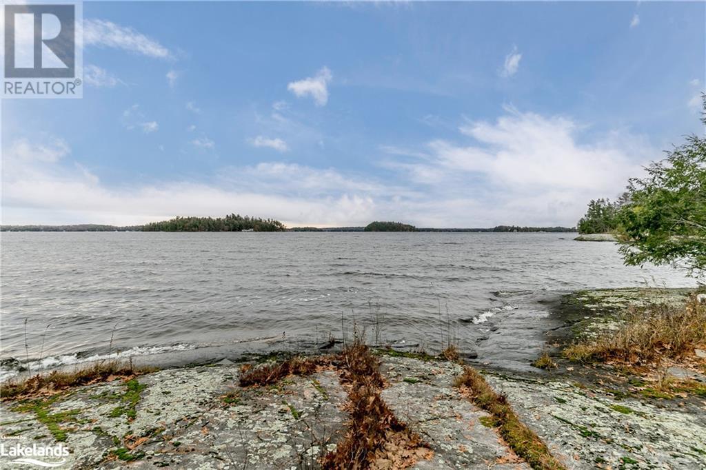 1033 ROSSCLAIR Road Unit# 36