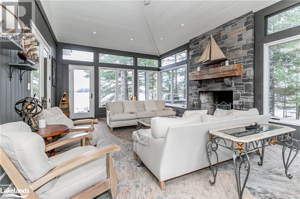 1033 ROSSCLAIR Road Unit# 36