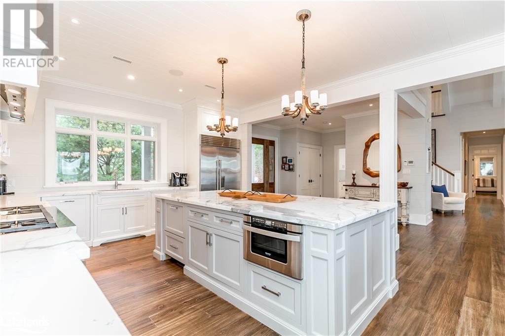 1033 ROSSCLAIR Road Unit# 36