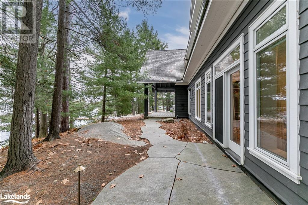 1033 ROSSCLAIR Road Unit# 36