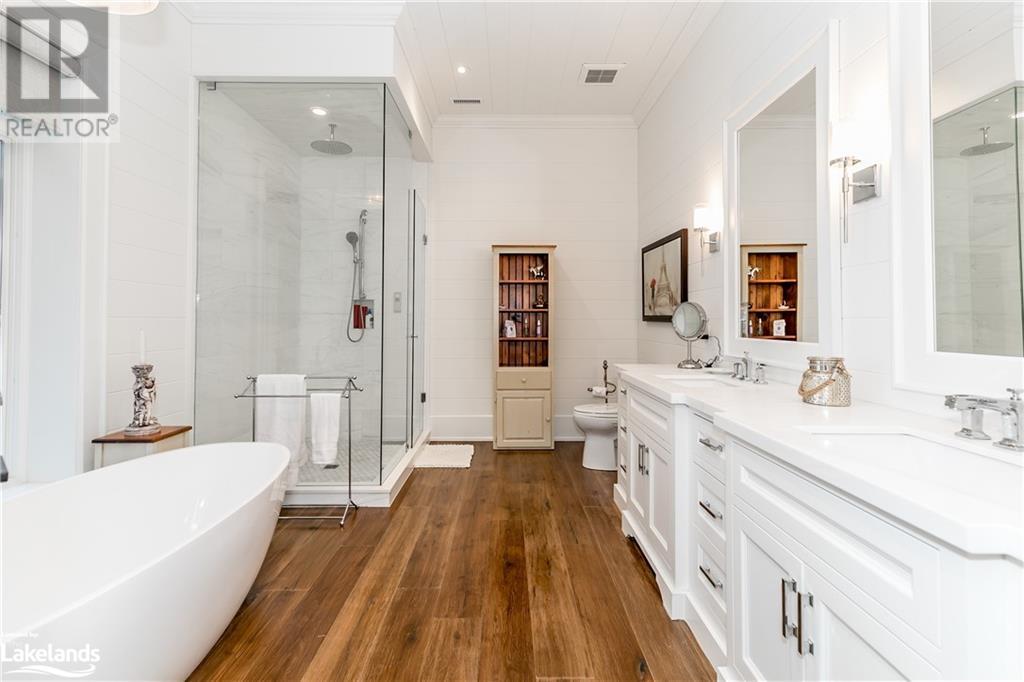 1033 ROSSCLAIR Road Unit# 36