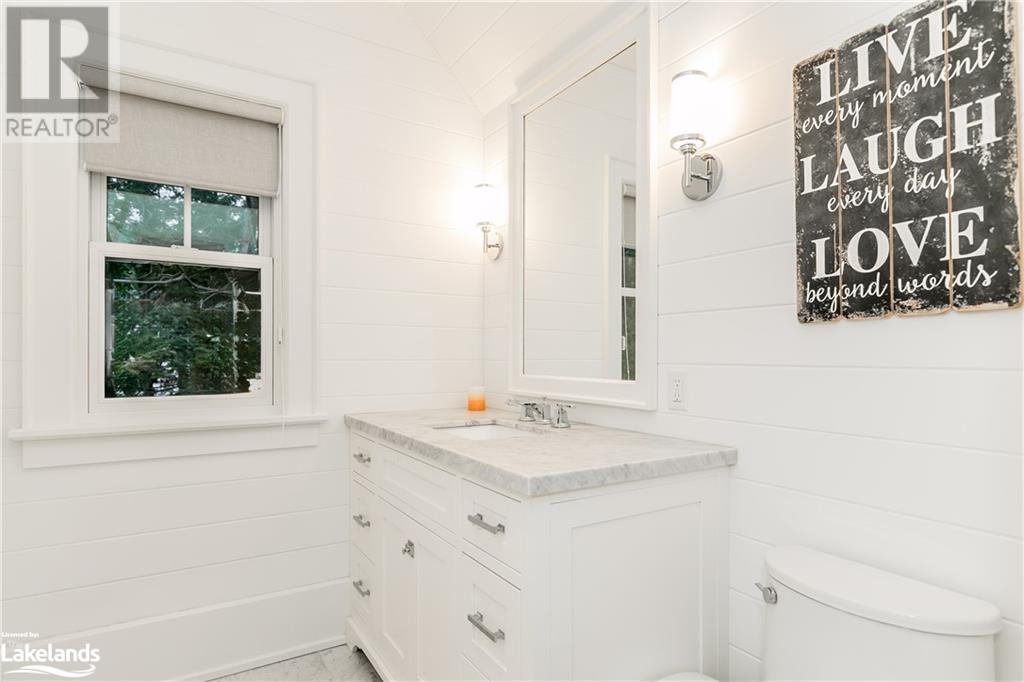 1033 ROSSCLAIR Road Unit# 36