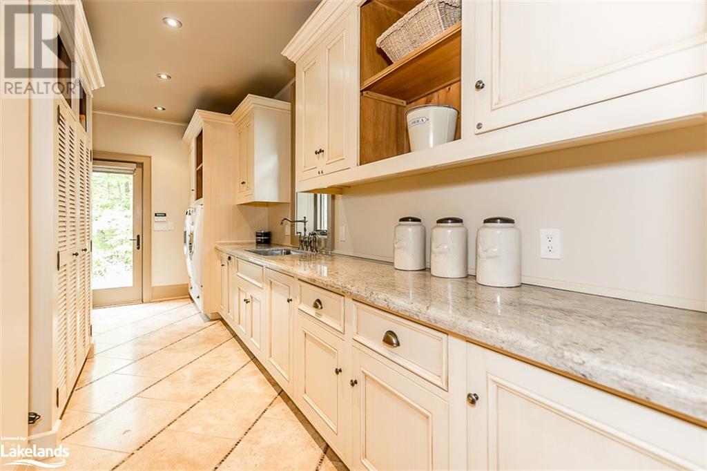 4805 MUSKOKA DISTRICT 169 Road Unit# 3