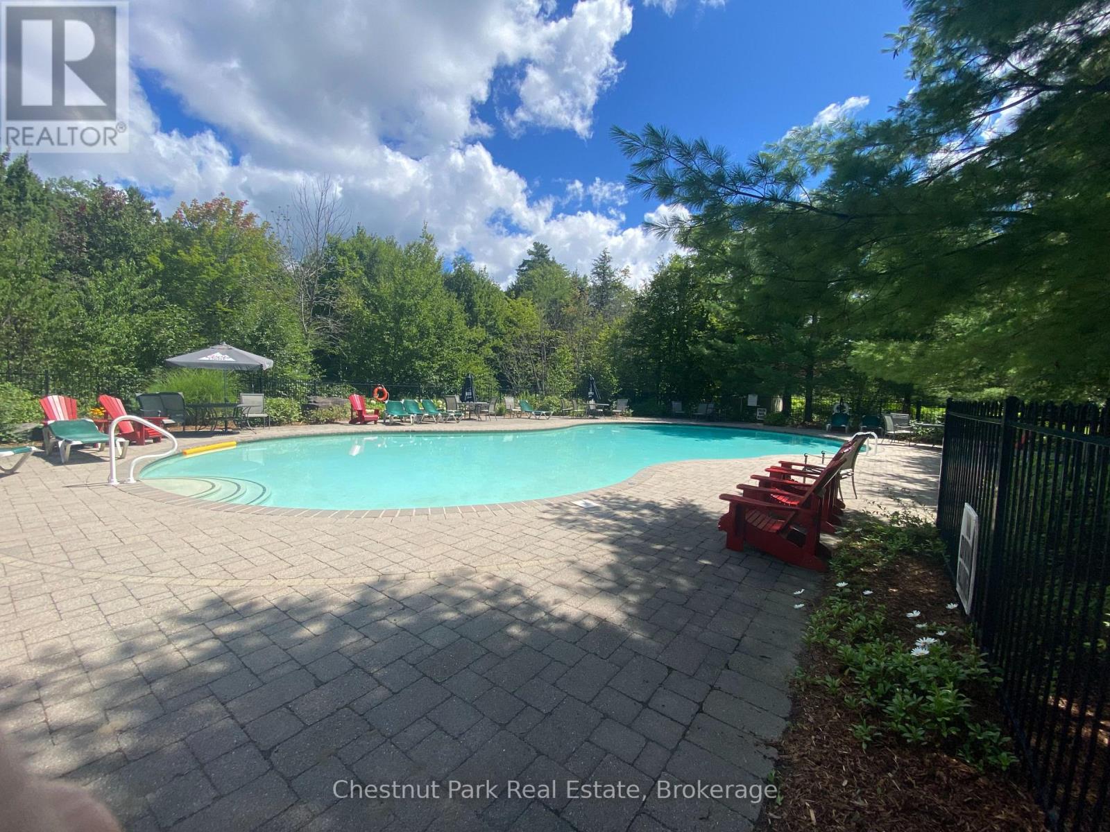 14 - 304 EMERALD HILLS COURT