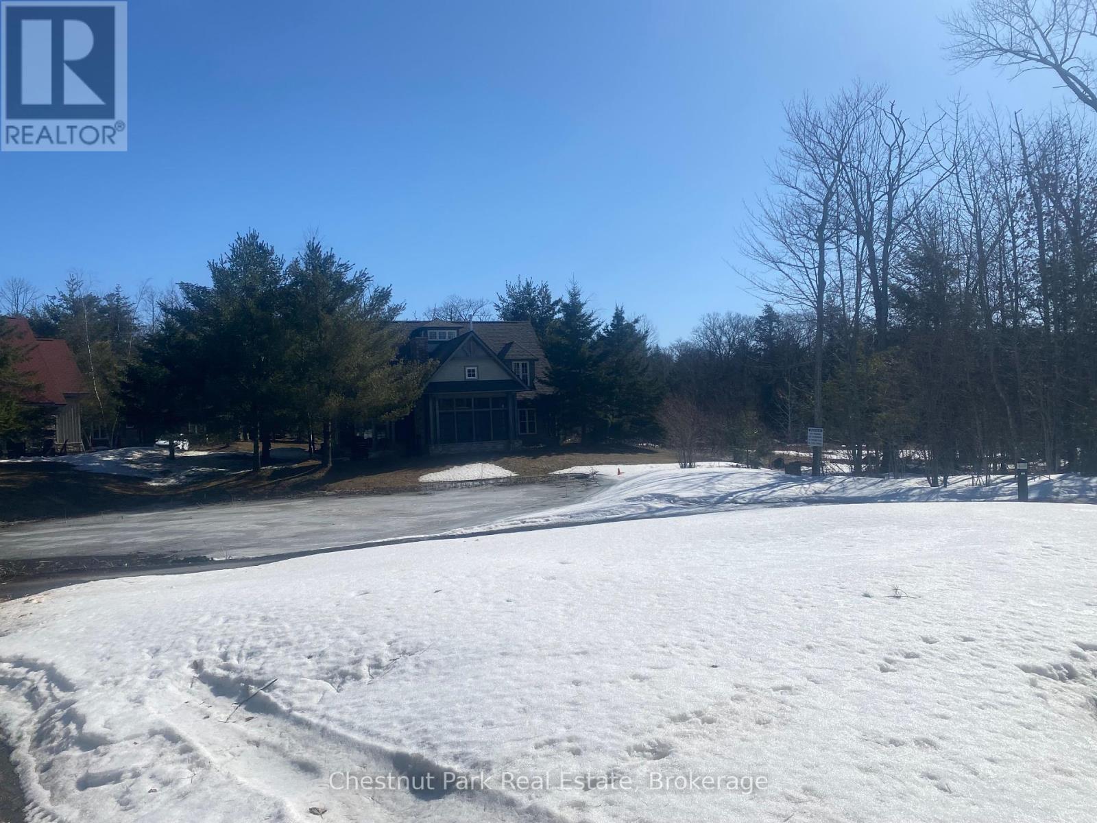 14 - 304 EMERALD HILLS COURT