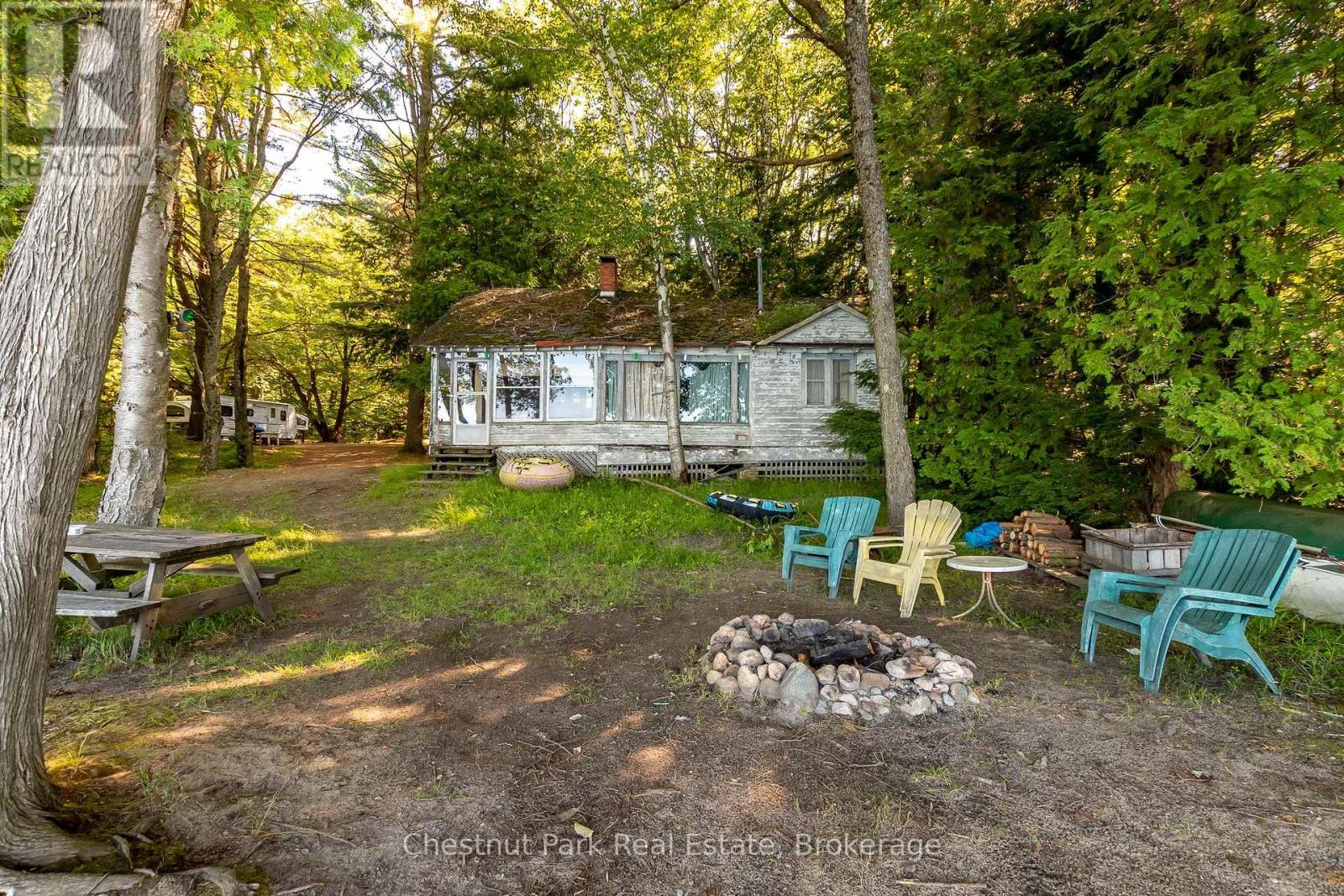 UNIT 1 - 1167 SKELETON LAKE 5 ROAD S