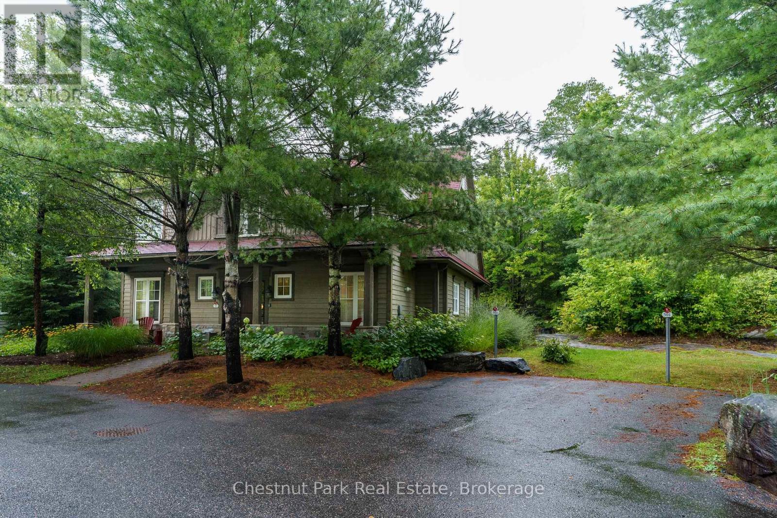 501 GLEN ABBEY WAY E