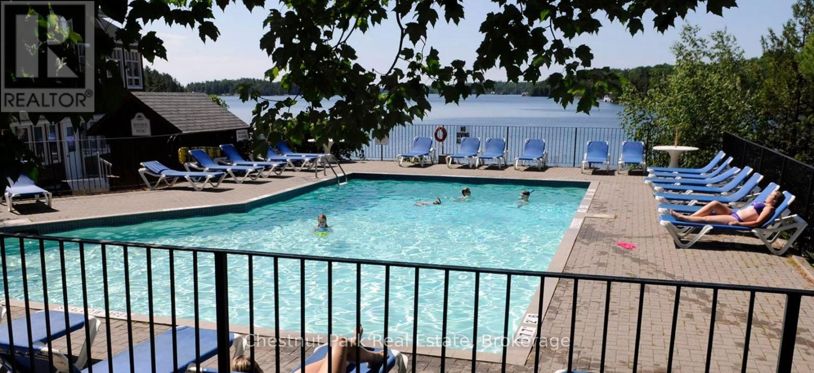 201 GLEN ABBEY WAY S