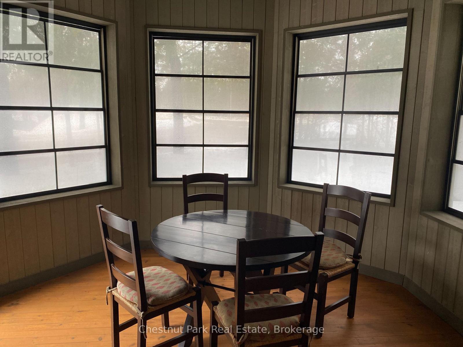 11 - 301 EMERALD HILLS COURT