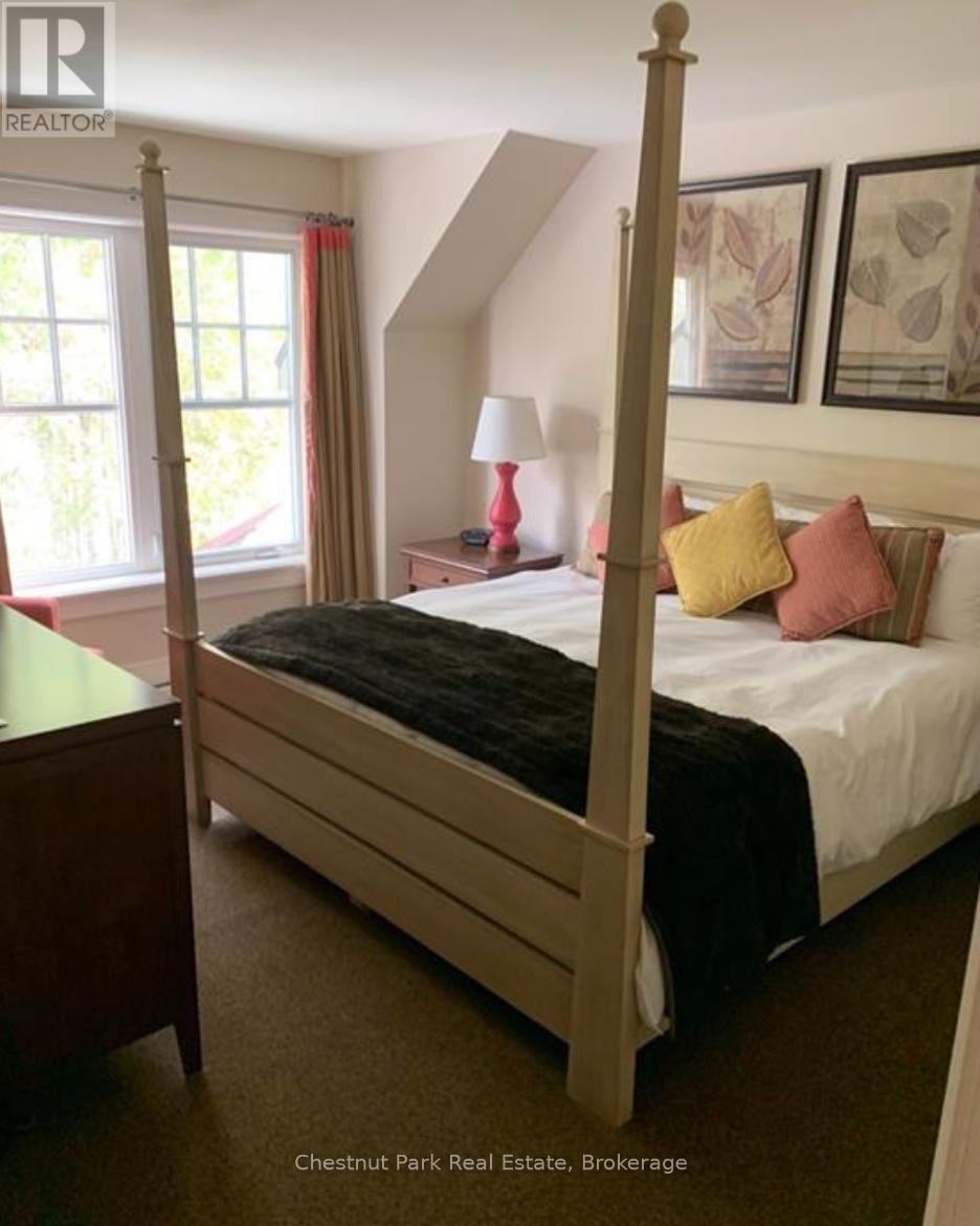 11 - 301 EMERALD HILLS COURT