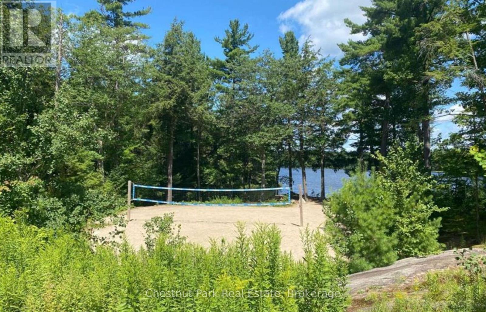 11 - 301 EMERALD HILLS COURT
