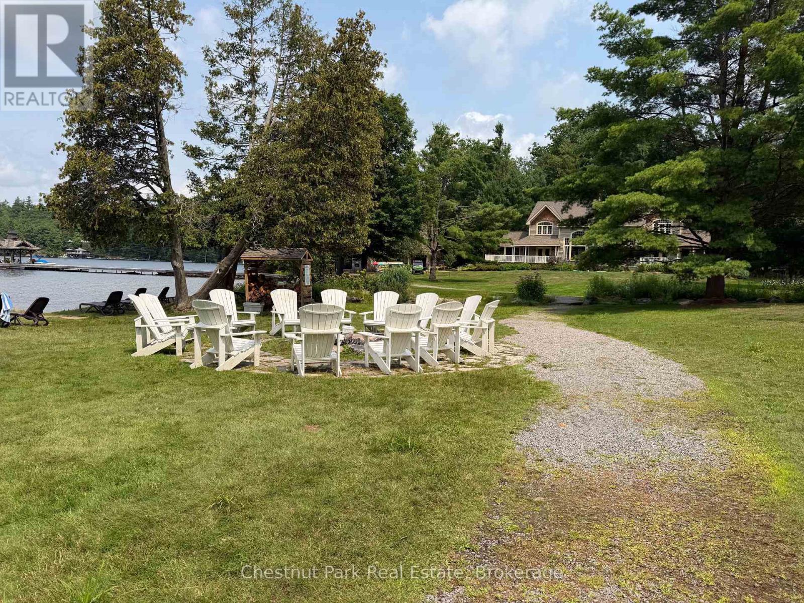 SANDFIELD 5 W3 - 3876 MUSKOKA ROAD 118 W