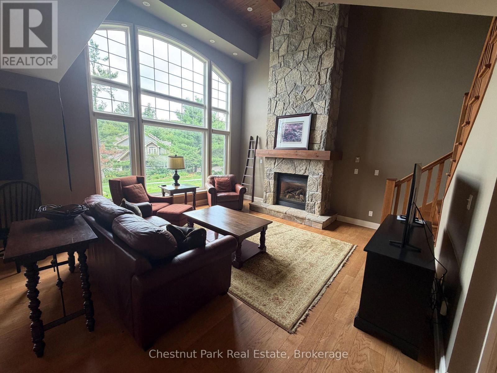 SANDFIELD 5 W3 - 3876 MUSKOKA ROAD 118 W