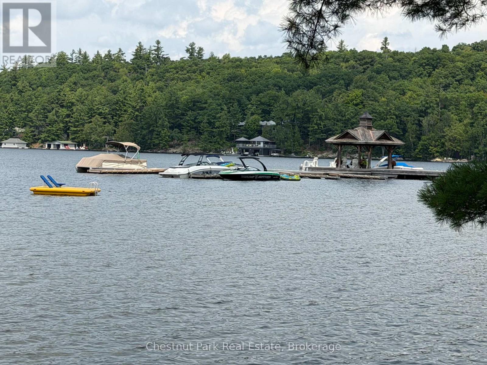 SANDFIELD 5 W3 - 3876 MUSKOKA ROAD 118 W