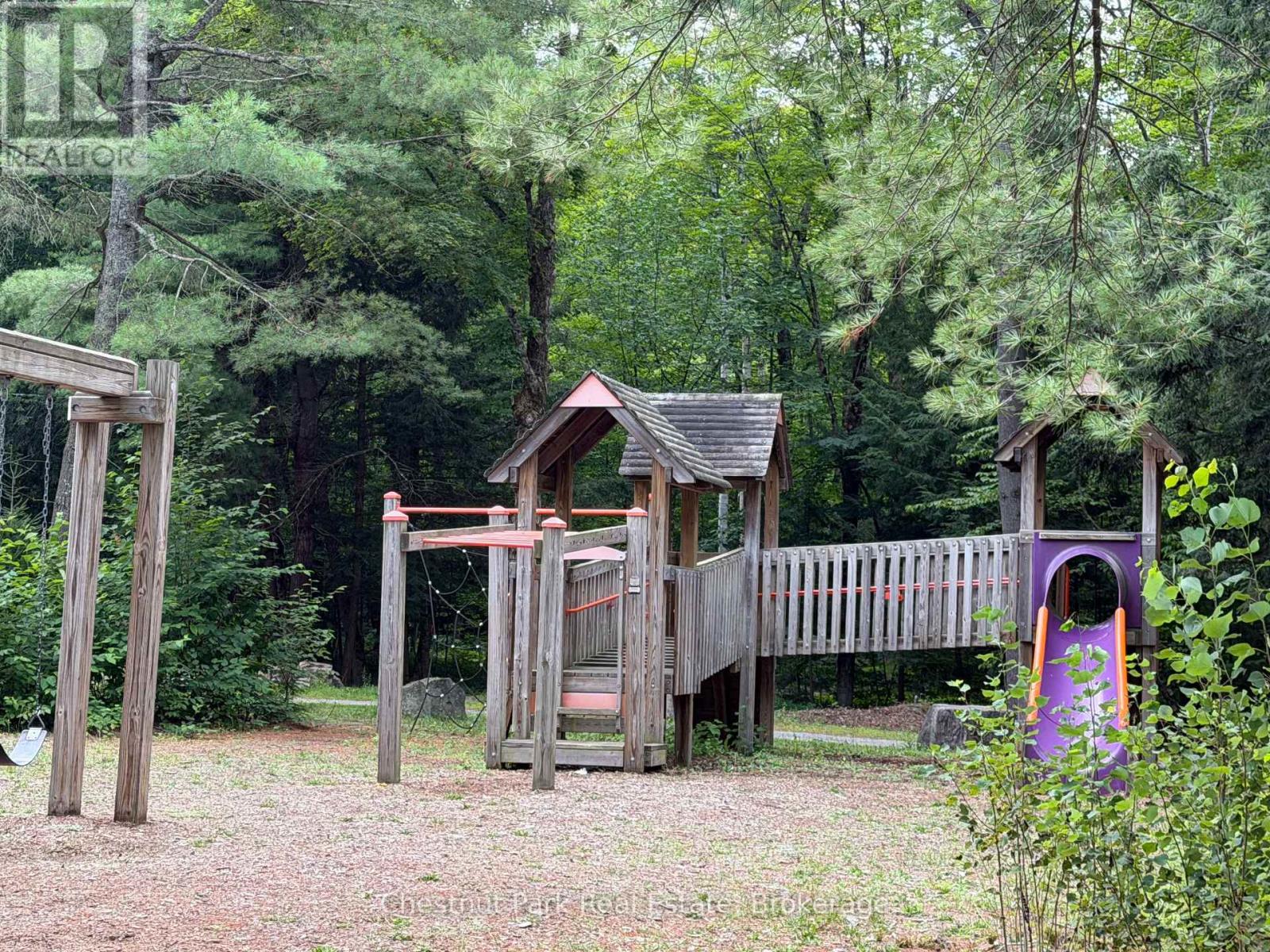 SANDFIELD 5 W3 - 3876 MUSKOKA ROAD 118 W