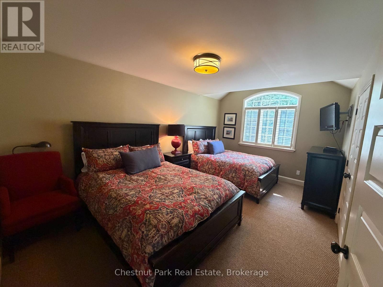 SANDFIELD 5 W3 - 3876 MUSKOKA ROAD 118 W