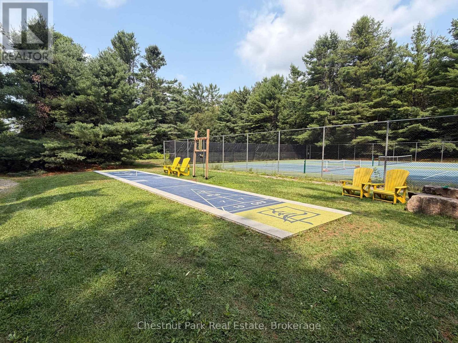 SANDFIELD 5 W3 - 3876 MUSKOKA ROAD 118 W