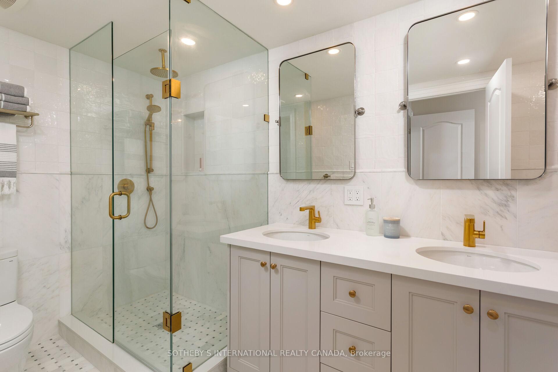 262 Spadina Road