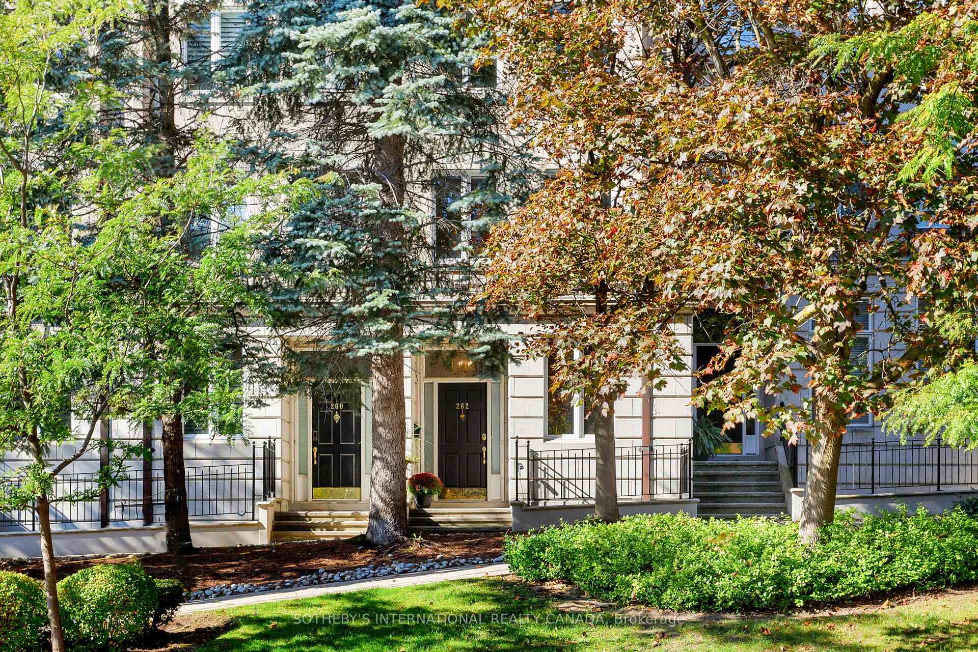 262 Spadina Road