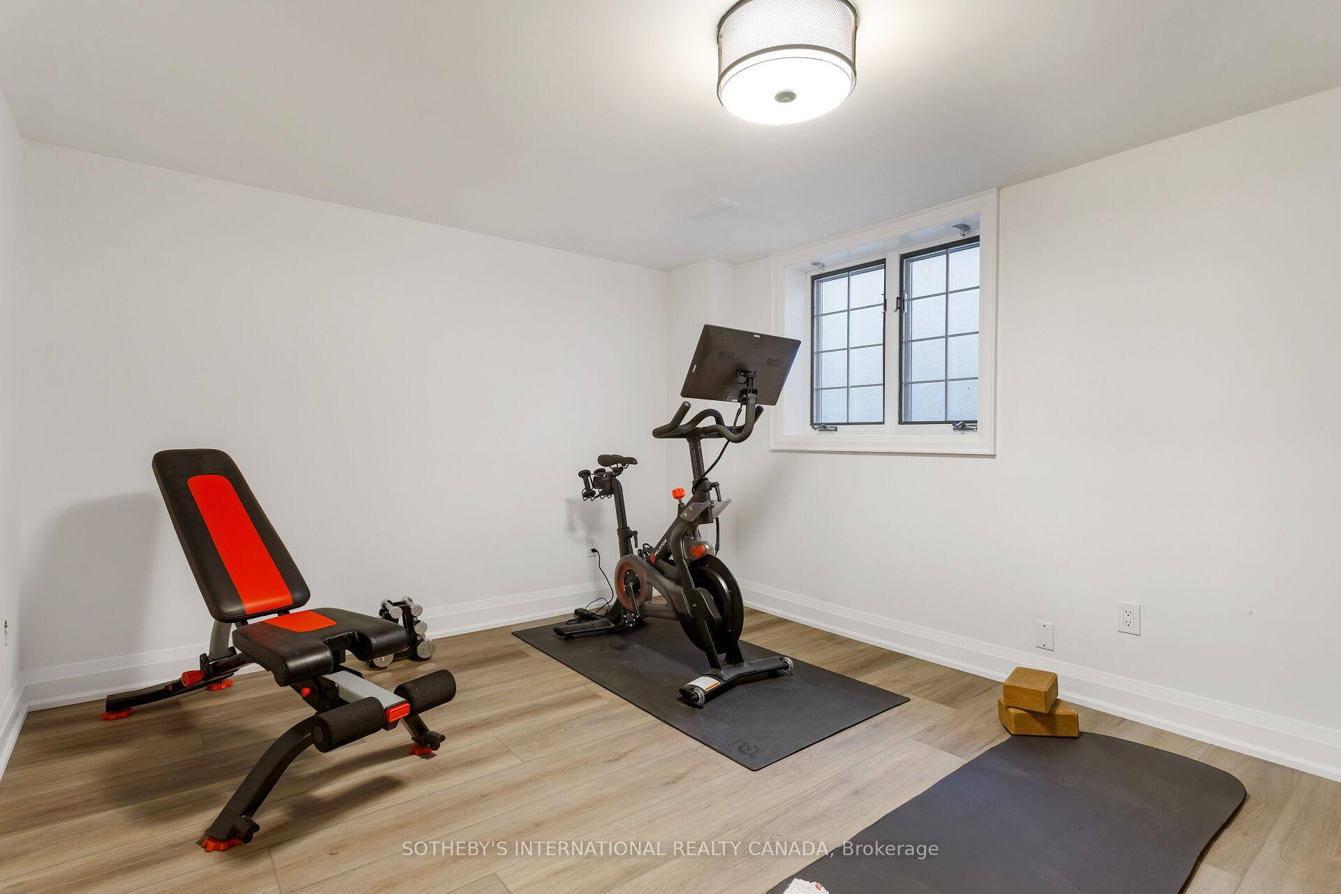 262 Spadina Road