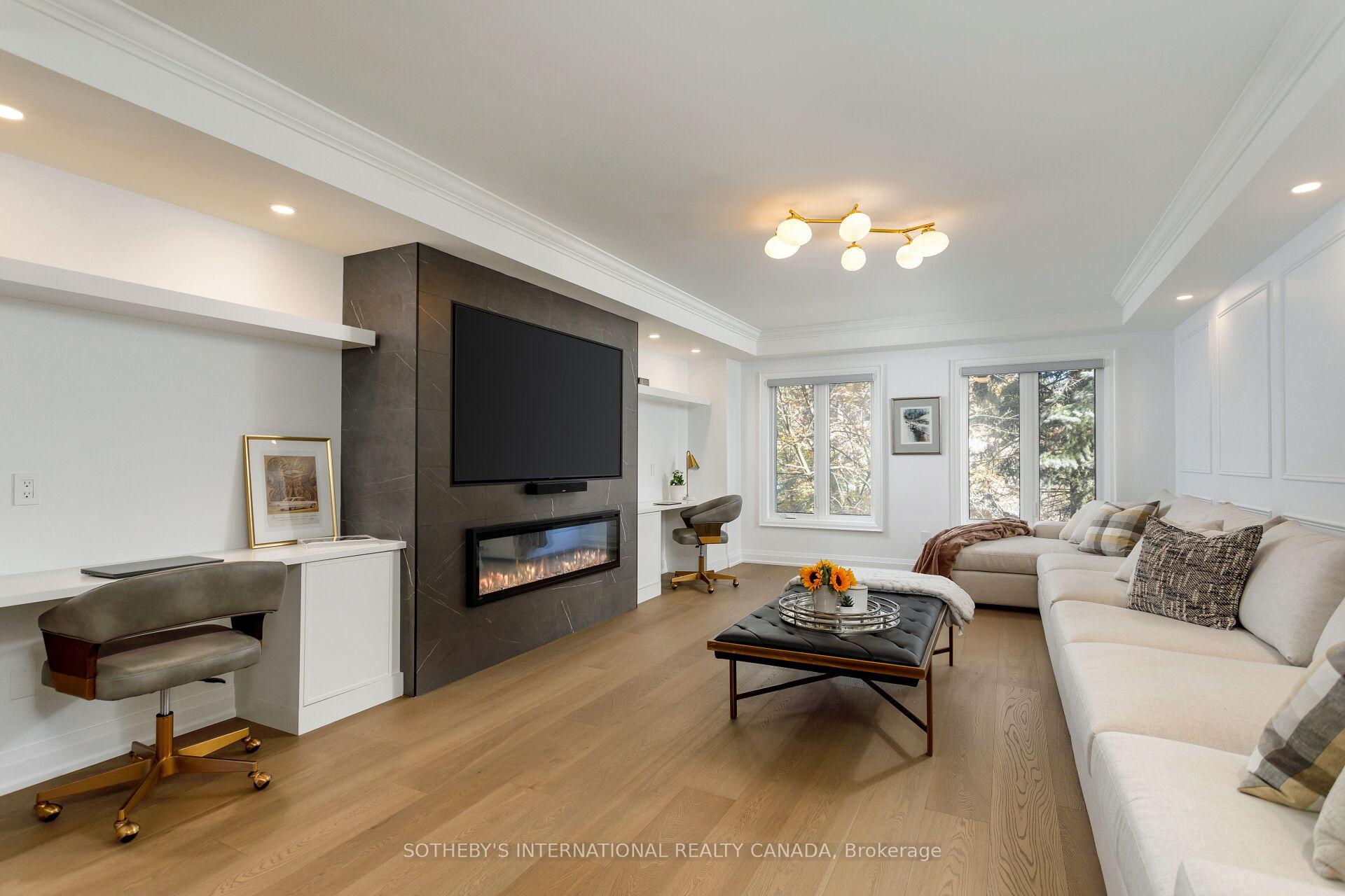 262 Spadina Road