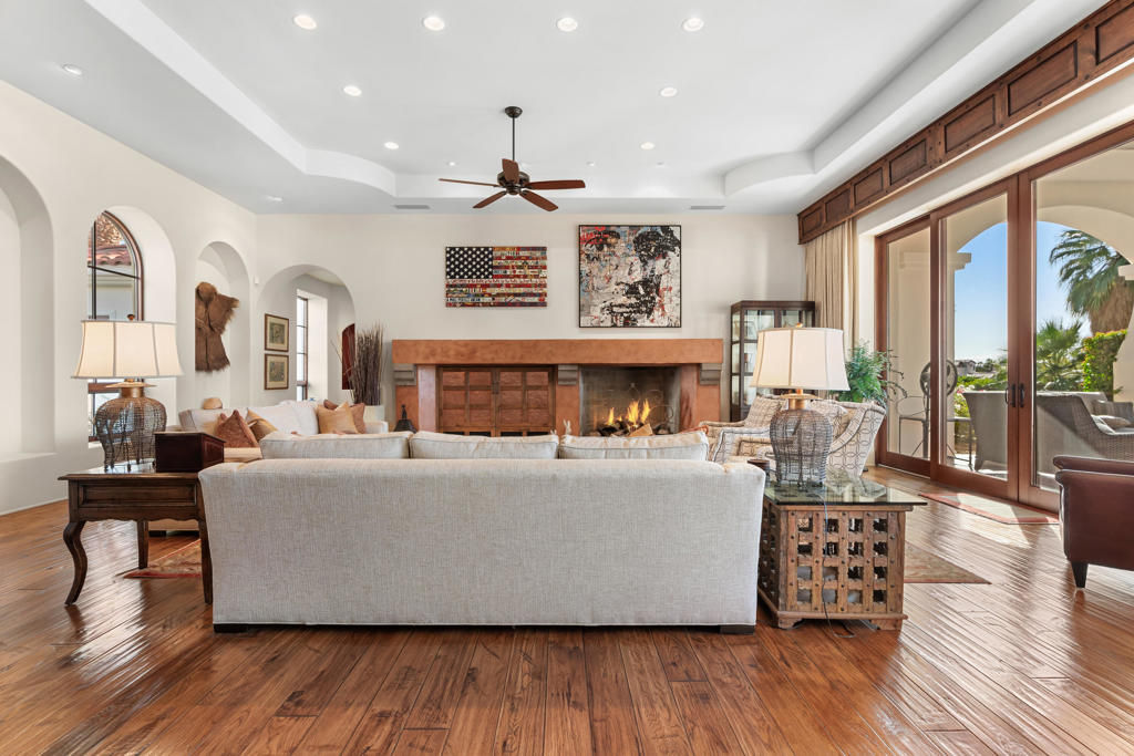 80645 La Docena Trail