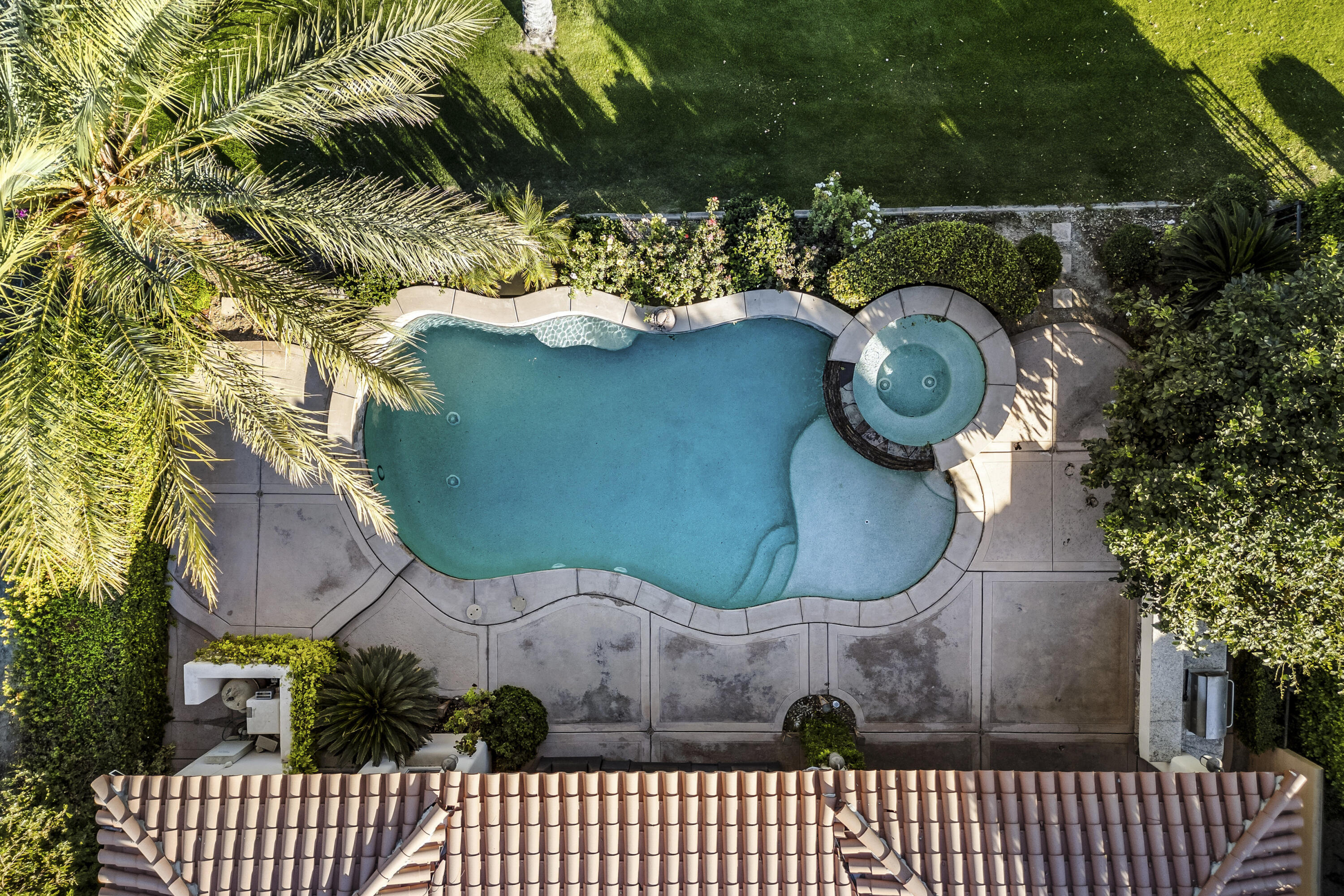 56648 Palms DR