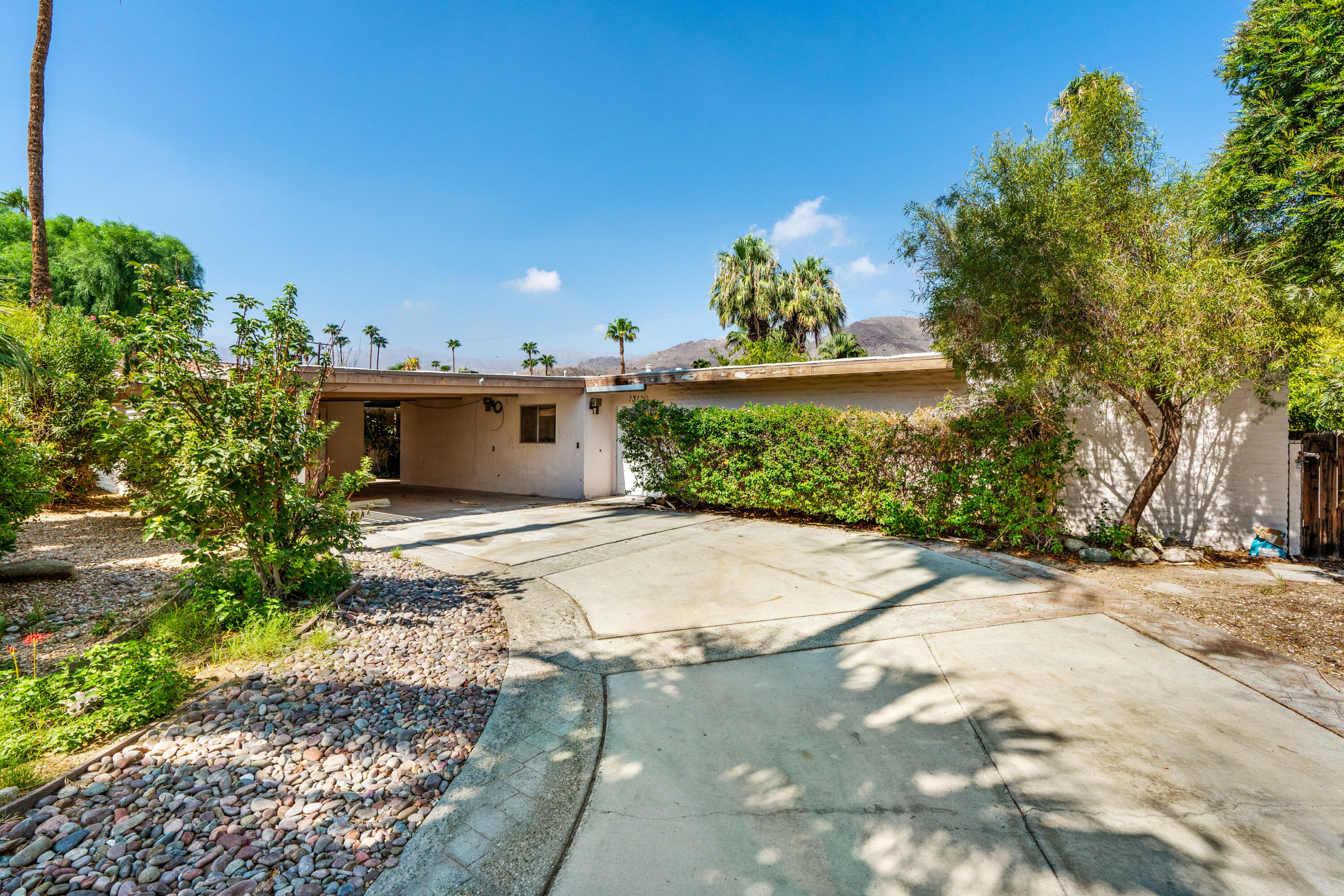 73120 Shadow Mountain DR