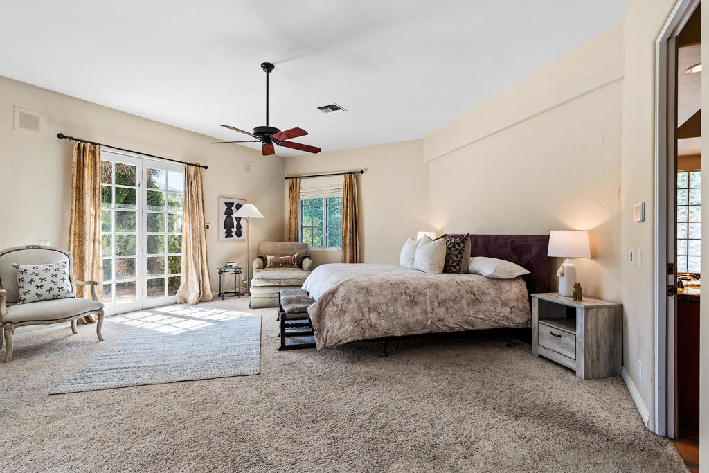 77175 Avenida Arteaga