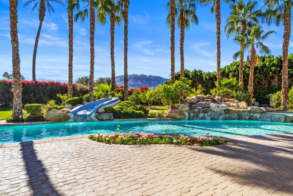 6 Strauss Terrace Terrace