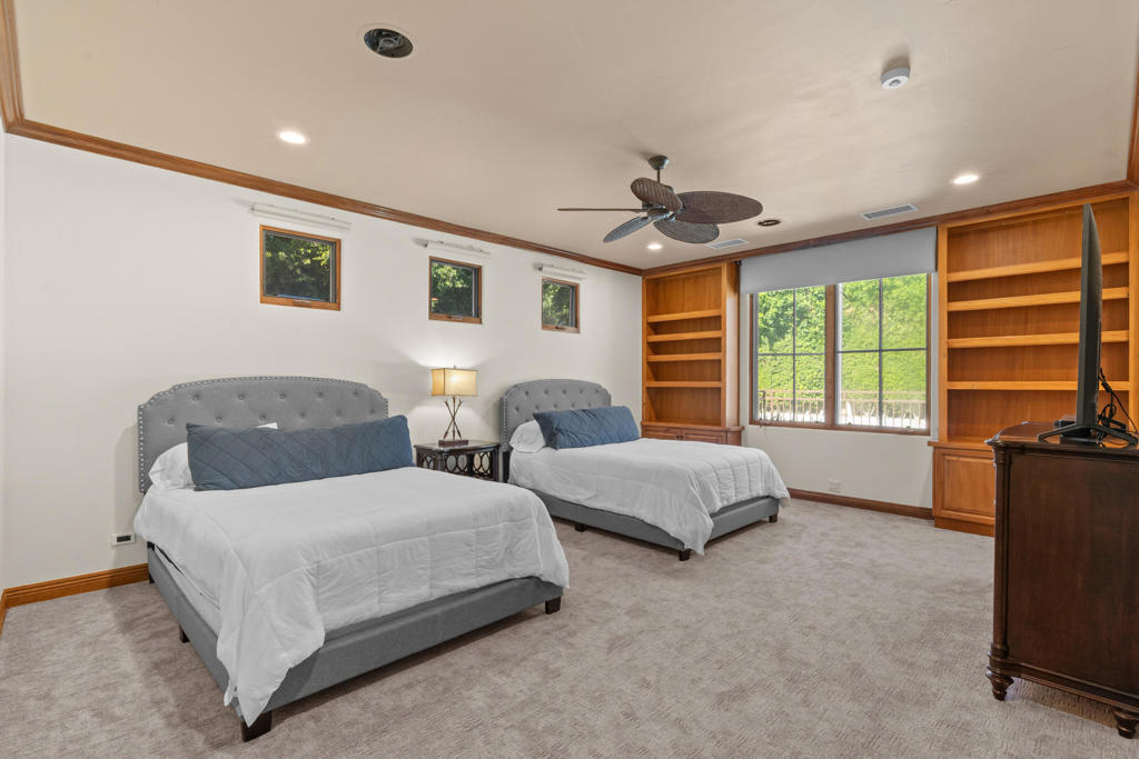 6 Strauss Terrace Terrace