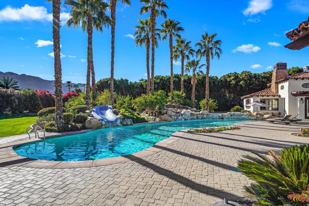 6 Strauss Terrace Terrace