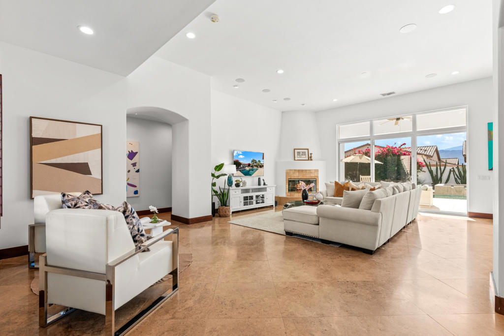 81957 Couples Court