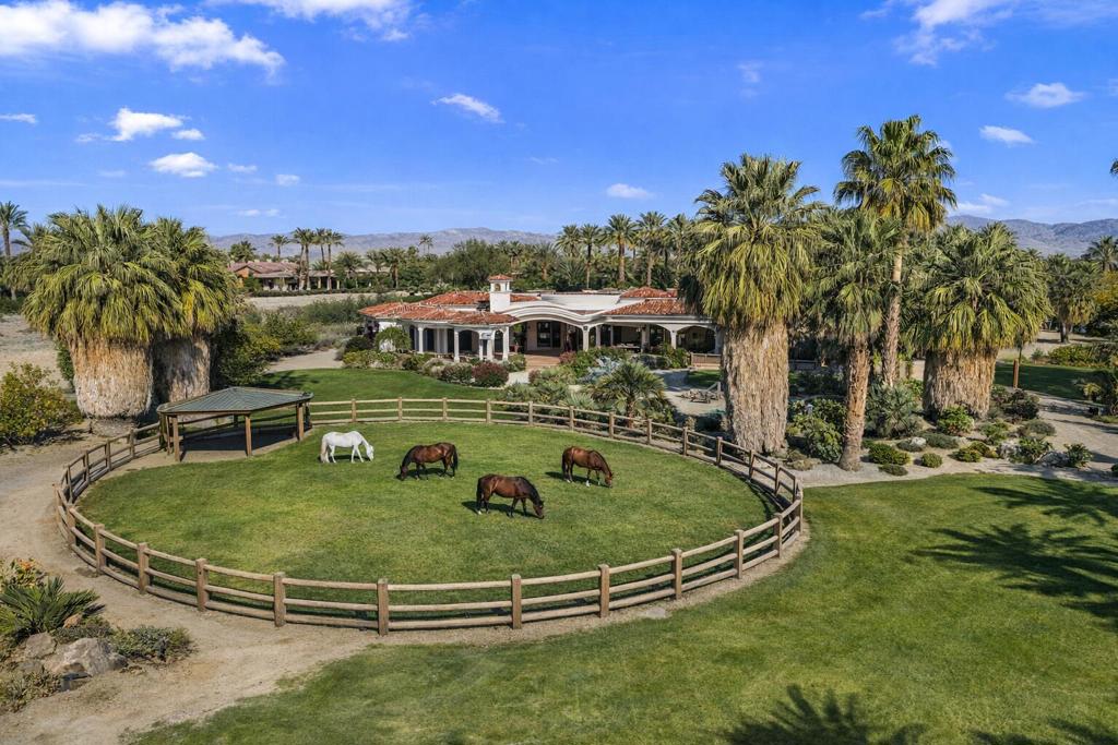 80645 La Docena Trail