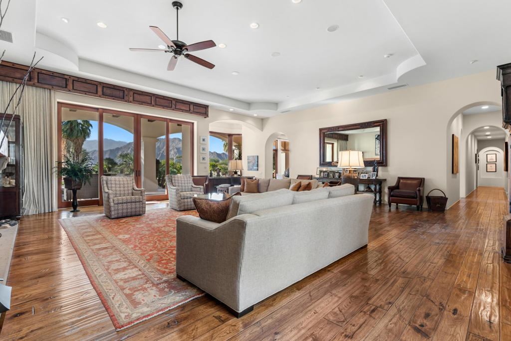 80645 La Docena Trail