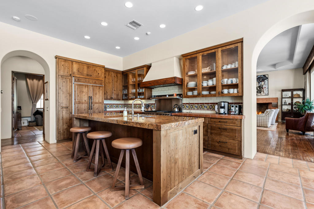 80645 La Docena Trail