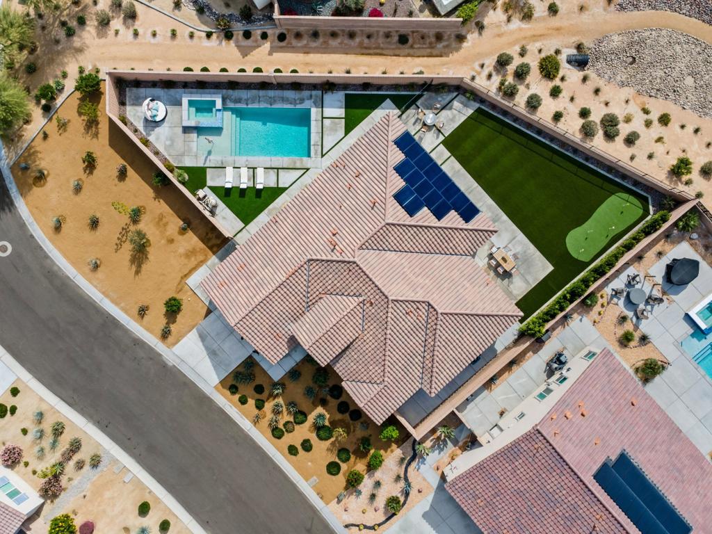 58080 Coral View Way