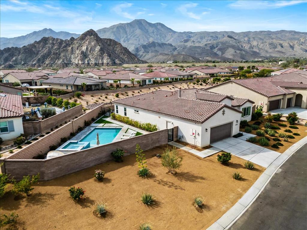 58080 Coral View Way