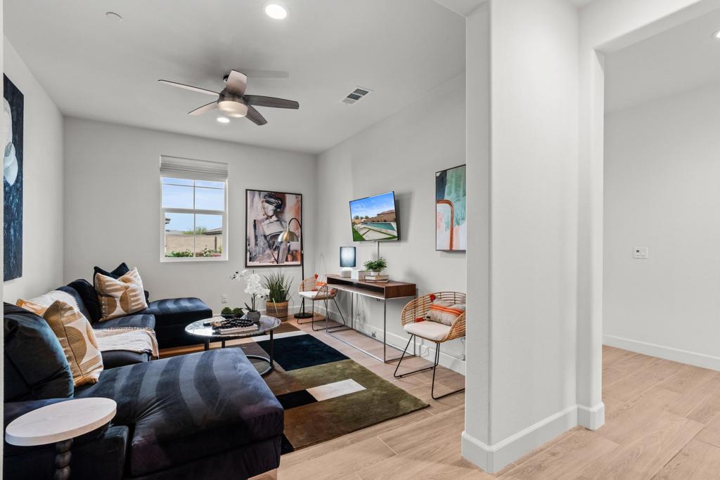 58080 Coral View Way