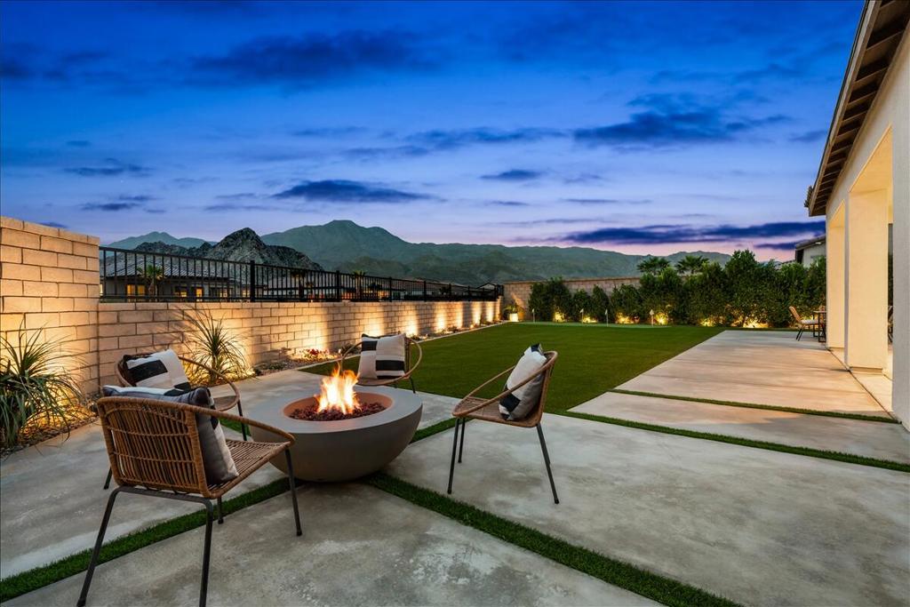 58080 Coral View Way