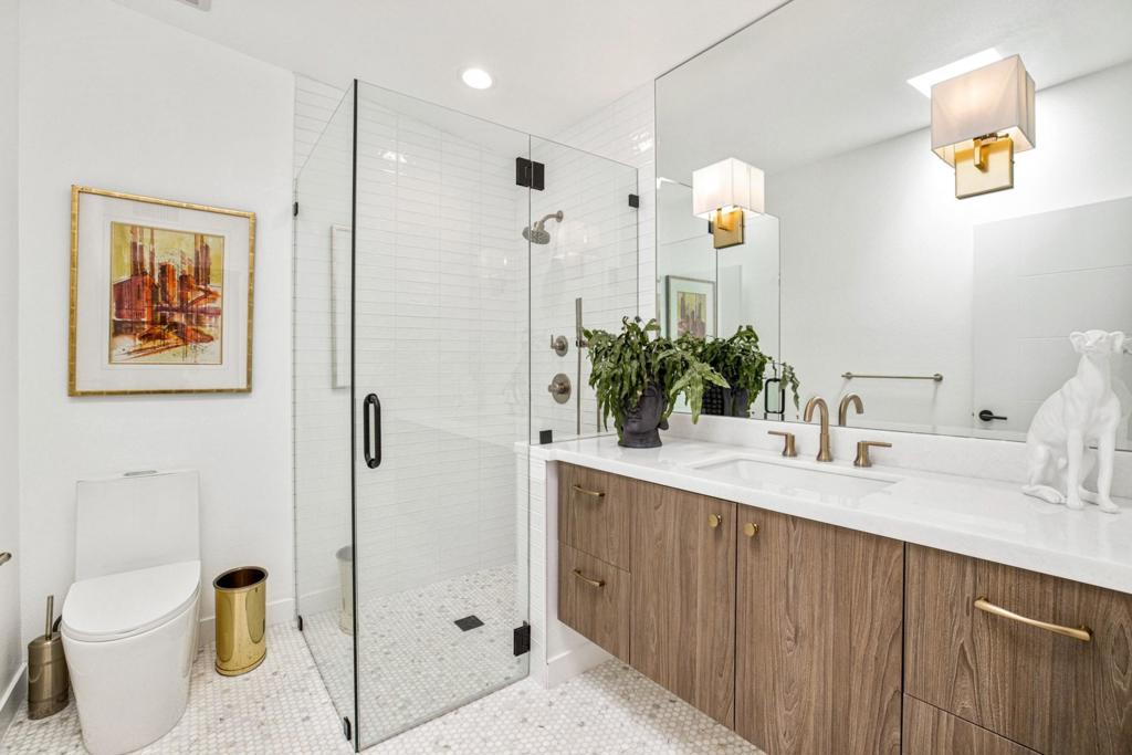 45654 Verba Santa Drive