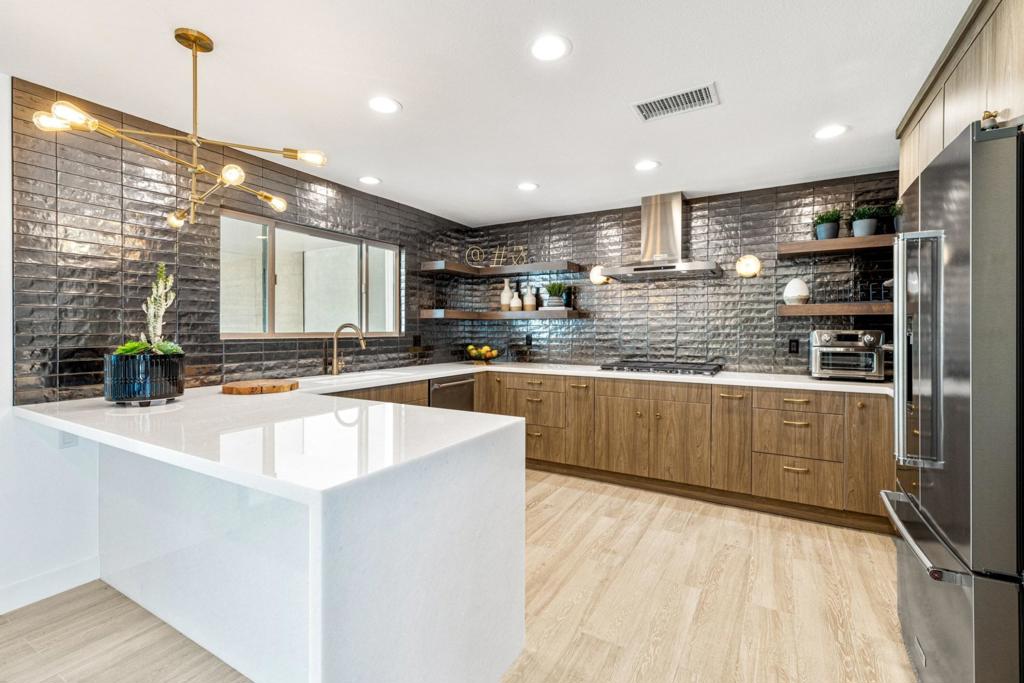 45654 Verba Santa Drive