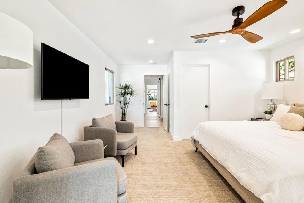 45654 Verba Santa Drive