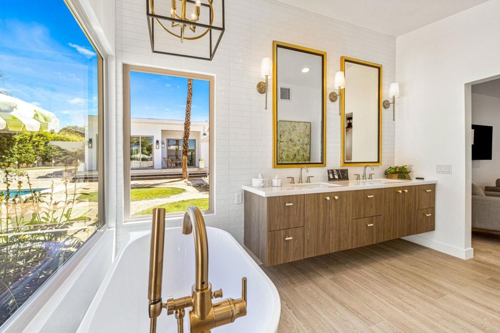 45654 Verba Santa Drive