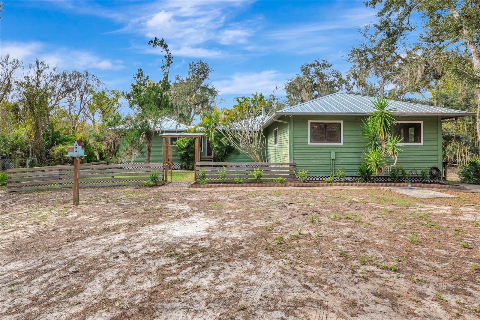14450 MOSSY OAK LN