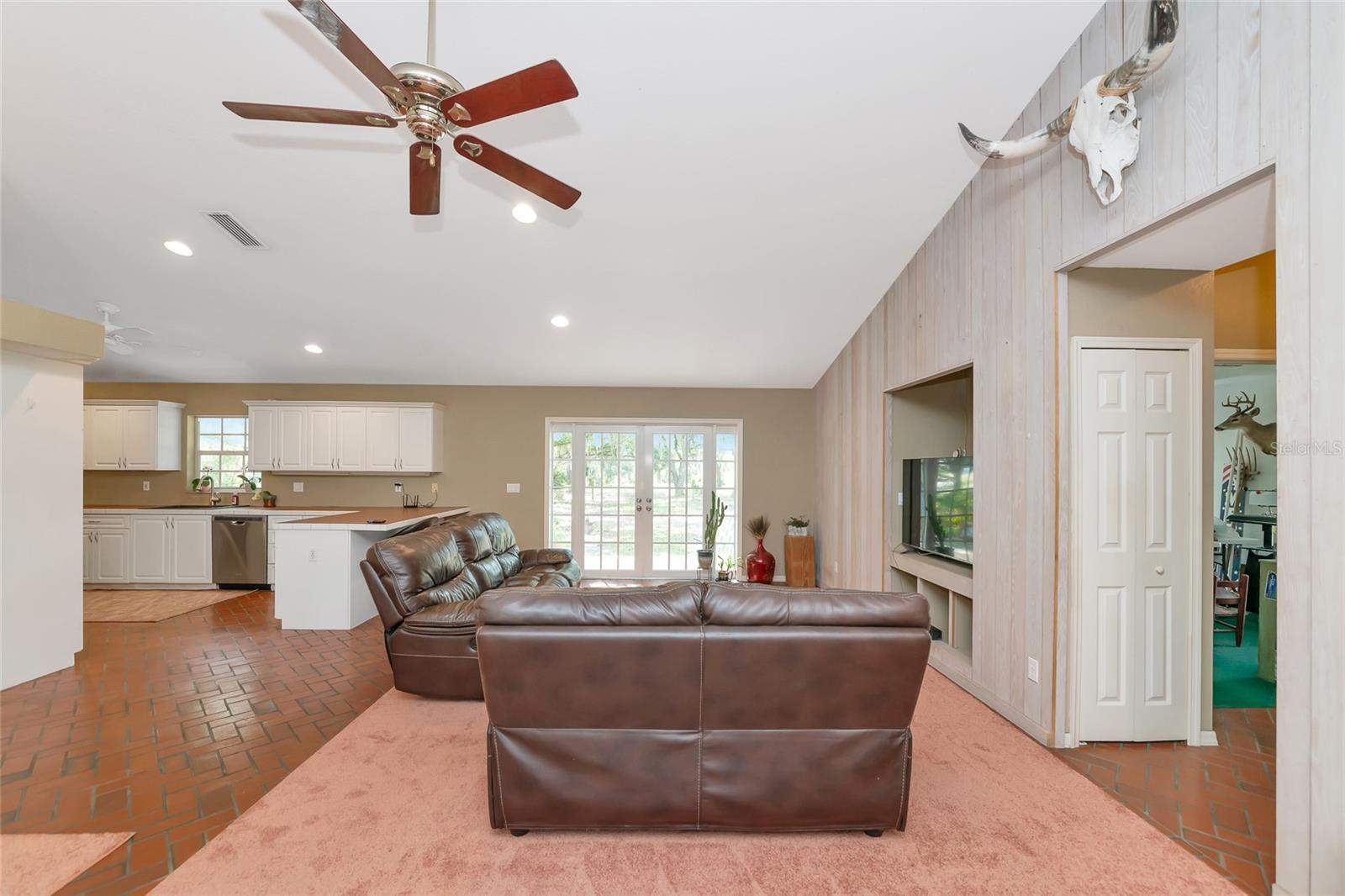14705 MOSSY HAMMOCK LN