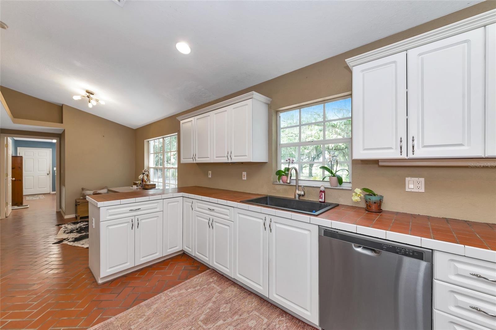 14705 MOSSY HAMMOCK LN
